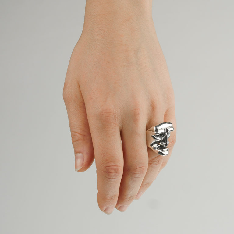 Anello Mamuthones Vista Mano