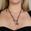 DIUMA_shop ciondolo Nudeu su collana moschettone composito indossato 2